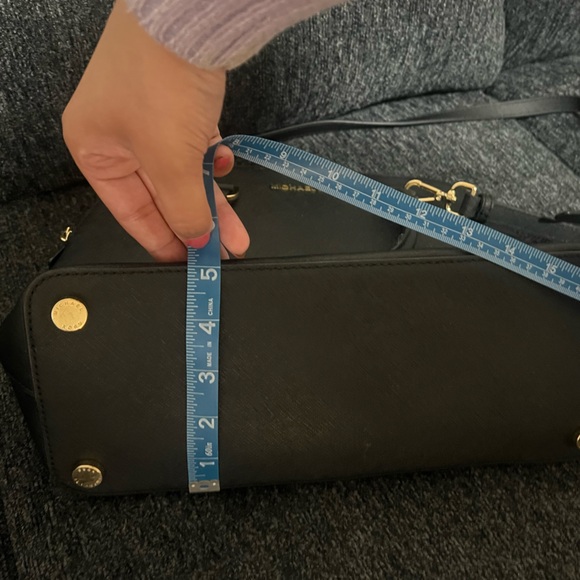 Michael Kors Cindy Satchel - Black and Gold - Picture 11 of 13